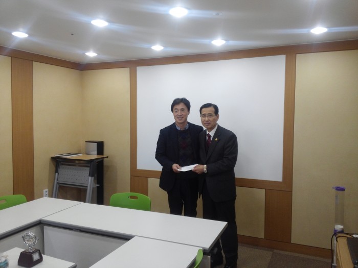 d2f77843fc379113761237ab9e6da7bb_1443281