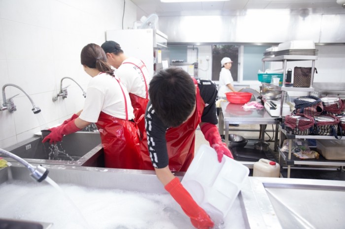 30bfc7fbf53a80e8365644384d5ada49_1534842