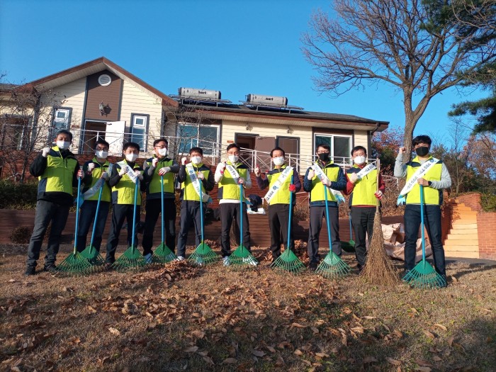 874394b40fd64ebeb0091a0792c63b6a_1637915