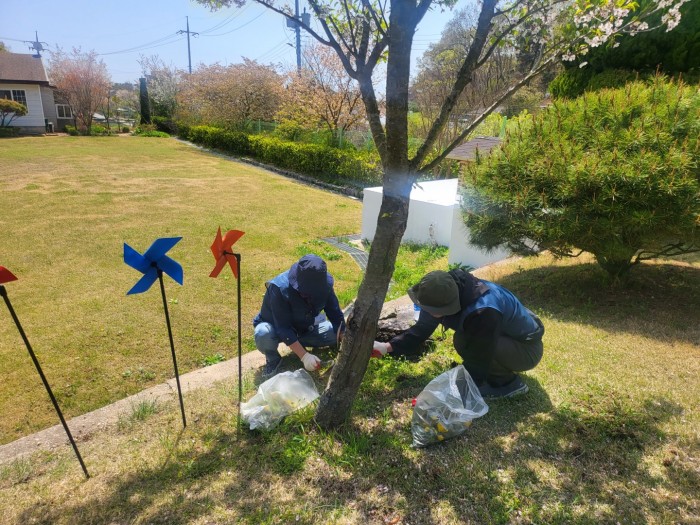 81f7ecb2fbaea77e50b345956e33f4b4_1713855